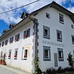Belopeski Dvori *