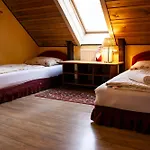 Belopeski Dvori Kranjska Gora