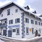 Belopeski Dvori Apartment *