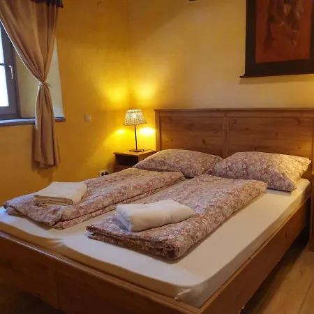 Apartman Belopeski Dvori *