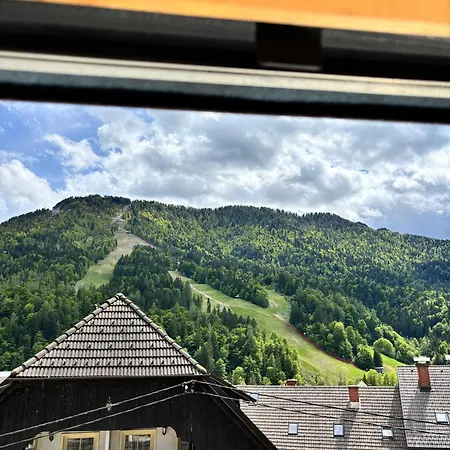 Belopeski Dvori Kranjska Gora