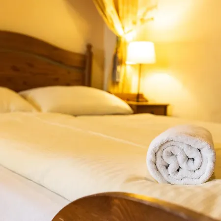 Belopeski Dvori * קרנייסקה גורה