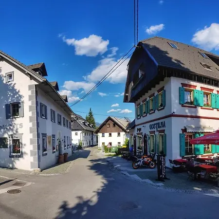 Belopeski Dvori Kranjska Gora