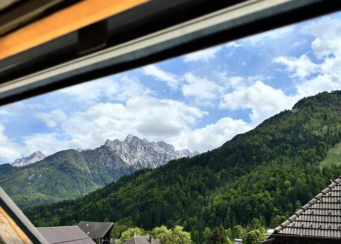 Belopeski Dvori דירה קרנייסקה גורה