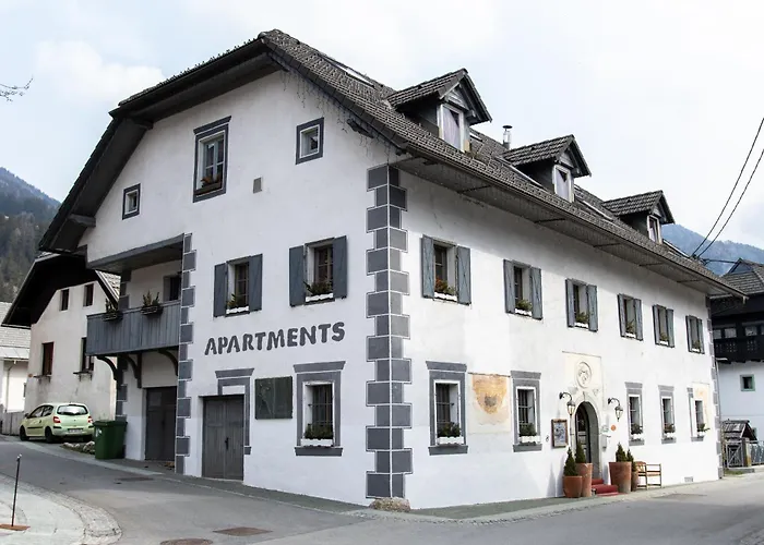 Belopeski Dvori Kranjska Gora